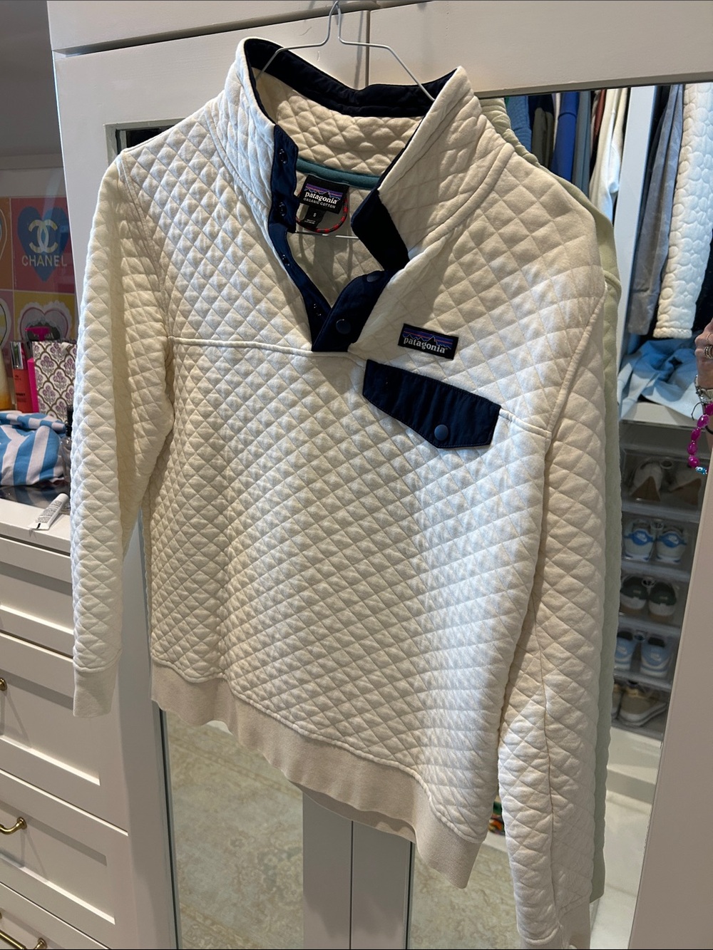Patagonia Quilted Snap-Placket Pullover Jacket in White with Navy Trim
